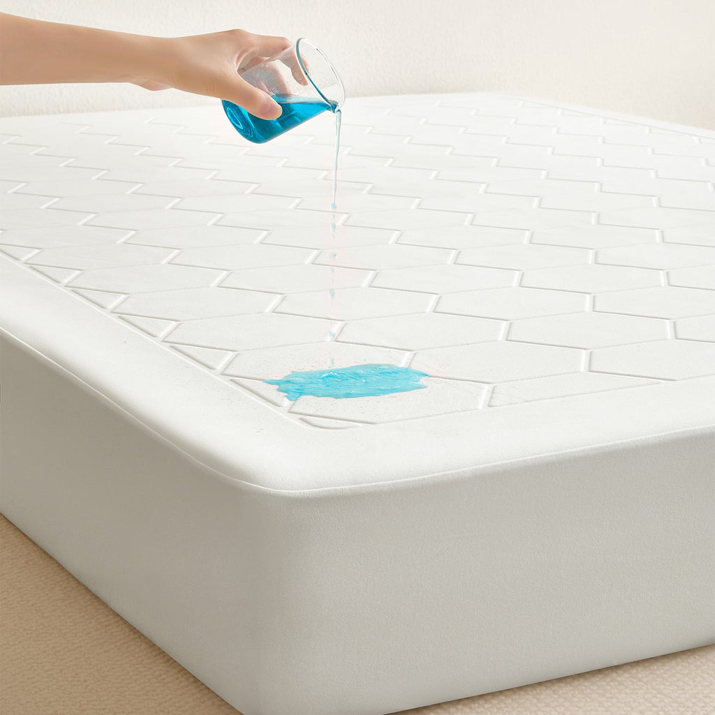 Breathable Waterproof Fitted Sheet | Seamless, Stain-Proof & Skin-Friendly for Restful Sleep