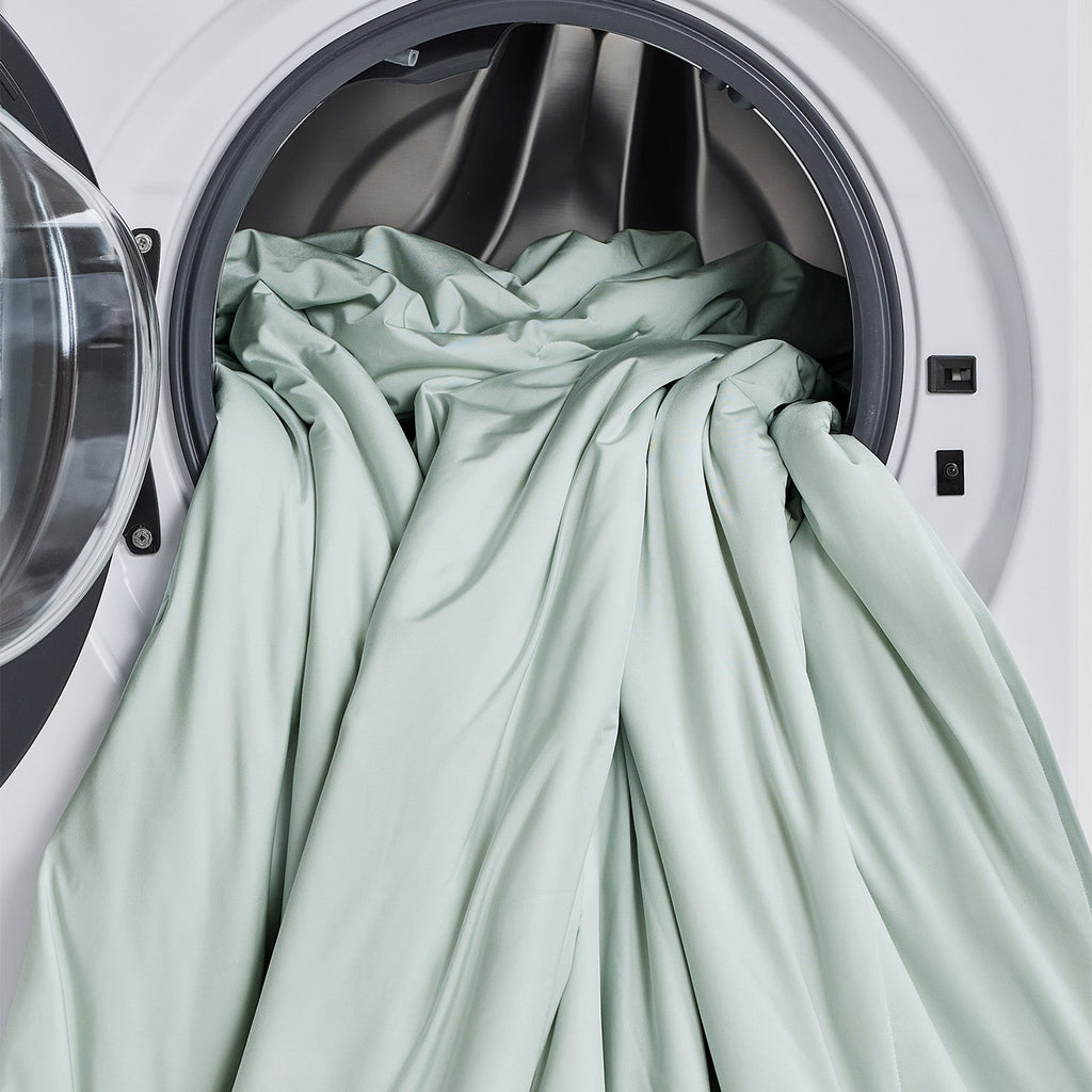Quick-Dry Tussah Silk Comforter | Natural Cooling & Moisture-Wicking for Year-Round Comfort