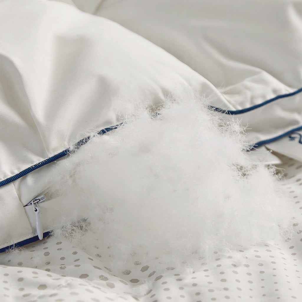 95% White Goose Down All-Season Duvet | Smart Temp-Regulating Comfort for Singapore AC Bedrooms