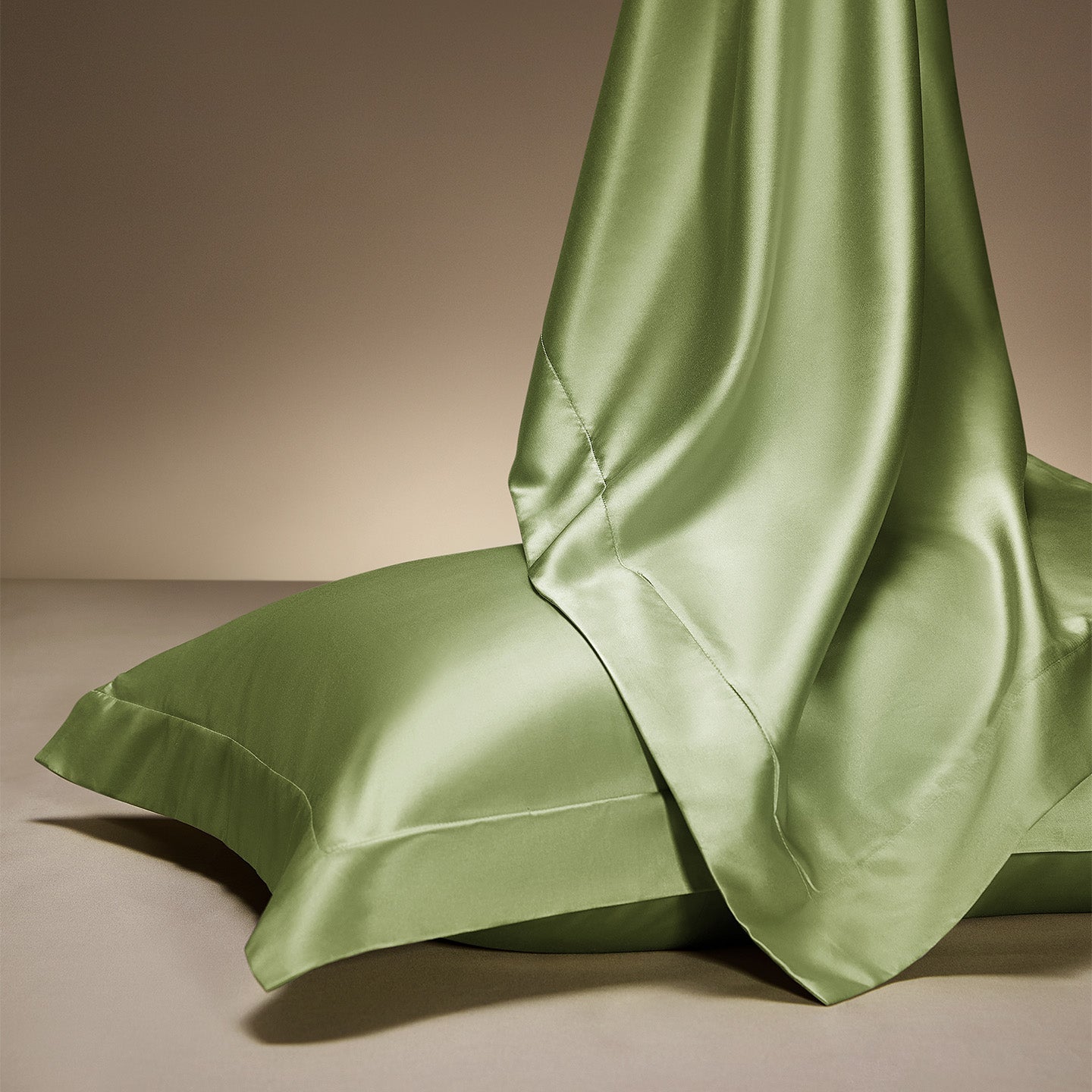 Silk-Cotton Satin Pillowcase | Anti-Ageing Smooth Finish, Gentle on Skin & Hair Every Night