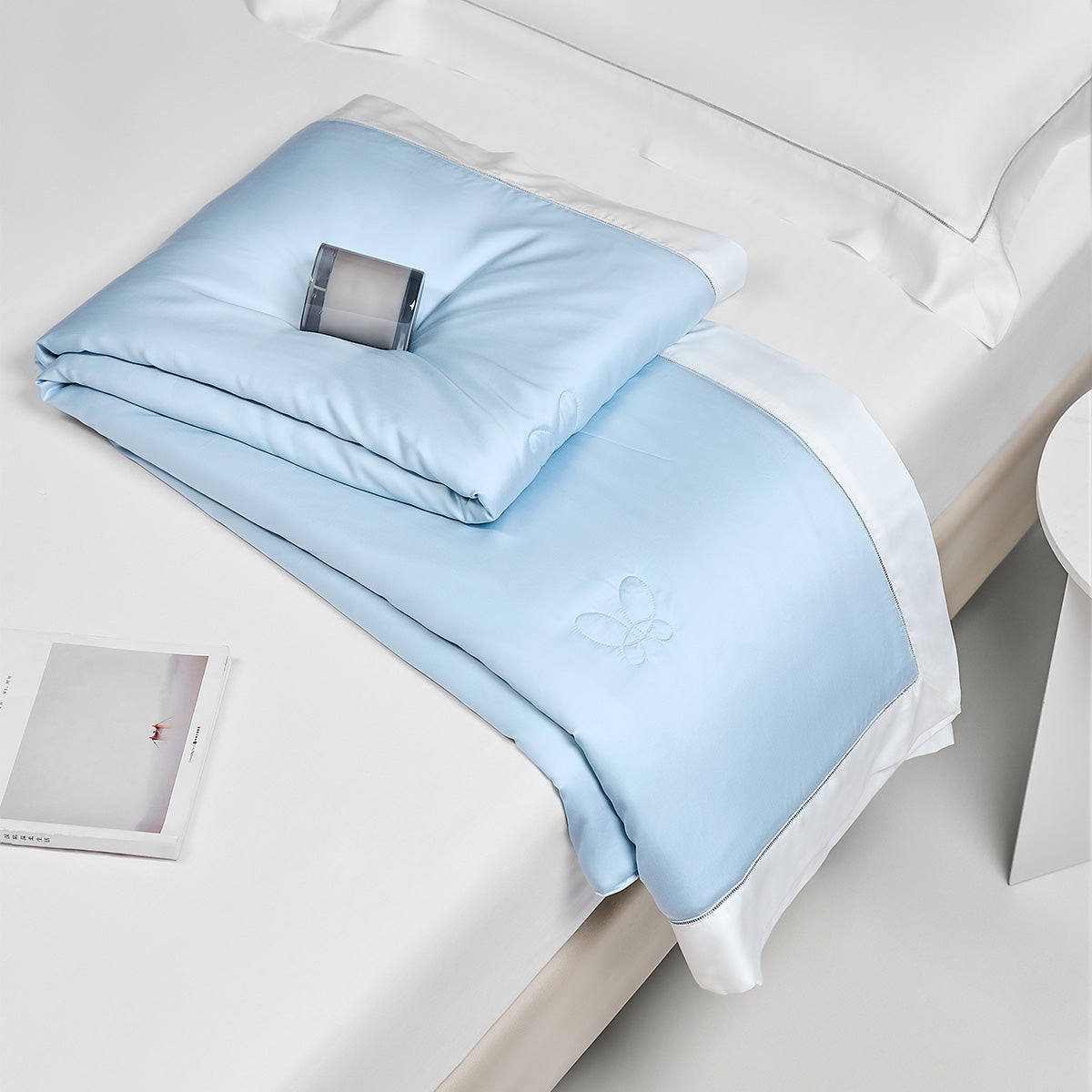 Tencel™ Mulberry Silk Antibacterial Comforter | Washable, Hypoallergenic & Cool for Tropical Sleep