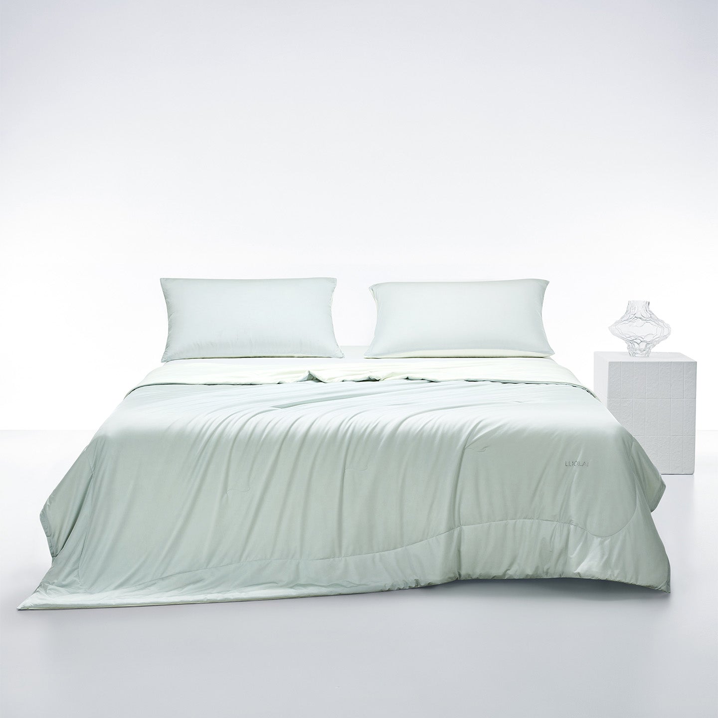 Quick-Dry Tussah Silk Comforter | Natural Cooling & Moisture-Wicking for Year-Round Comfort