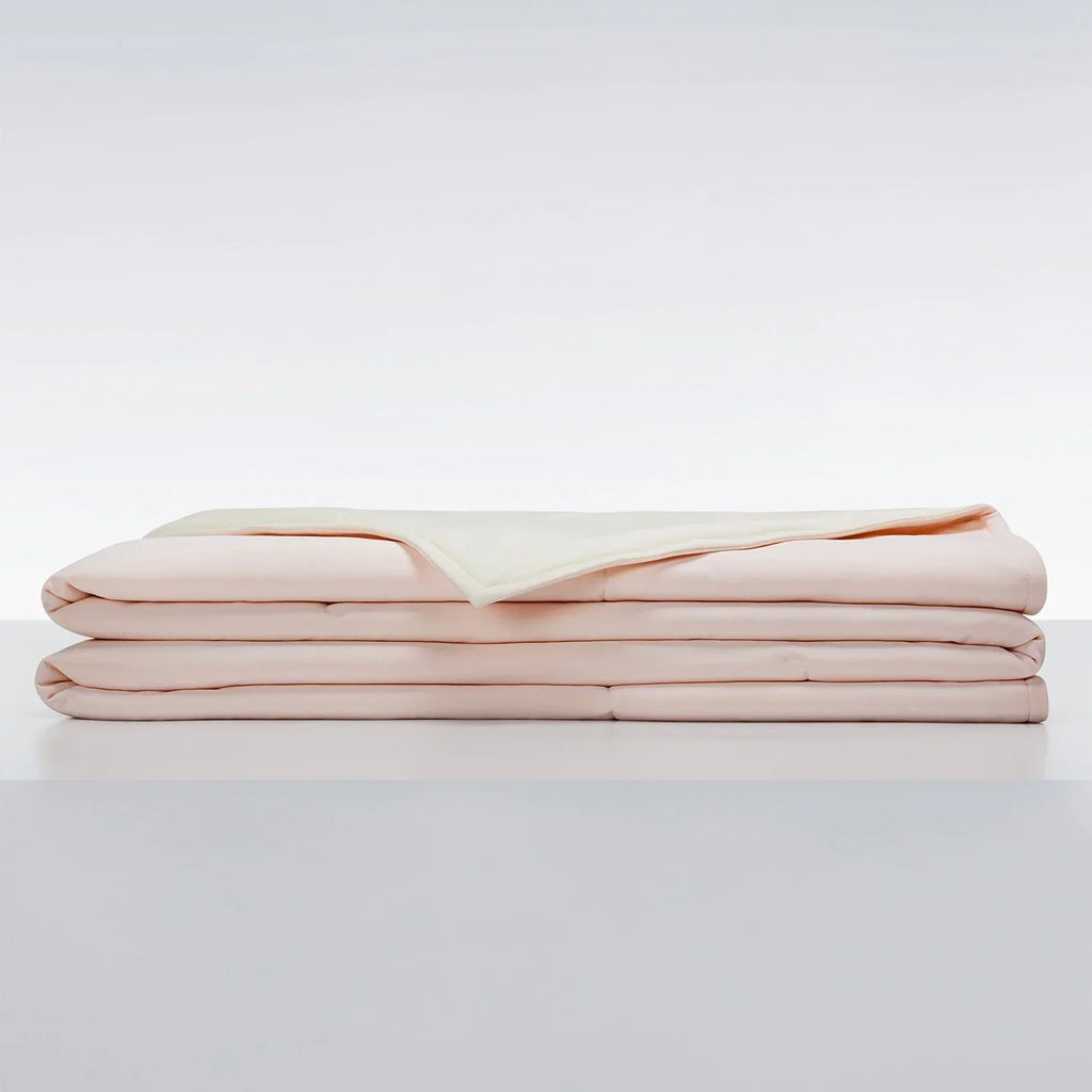 Dual-Sided Cooling Fibre Comforter | Quick-Dry Ice-Touch Feel for Singapore's Hot Humid Nights