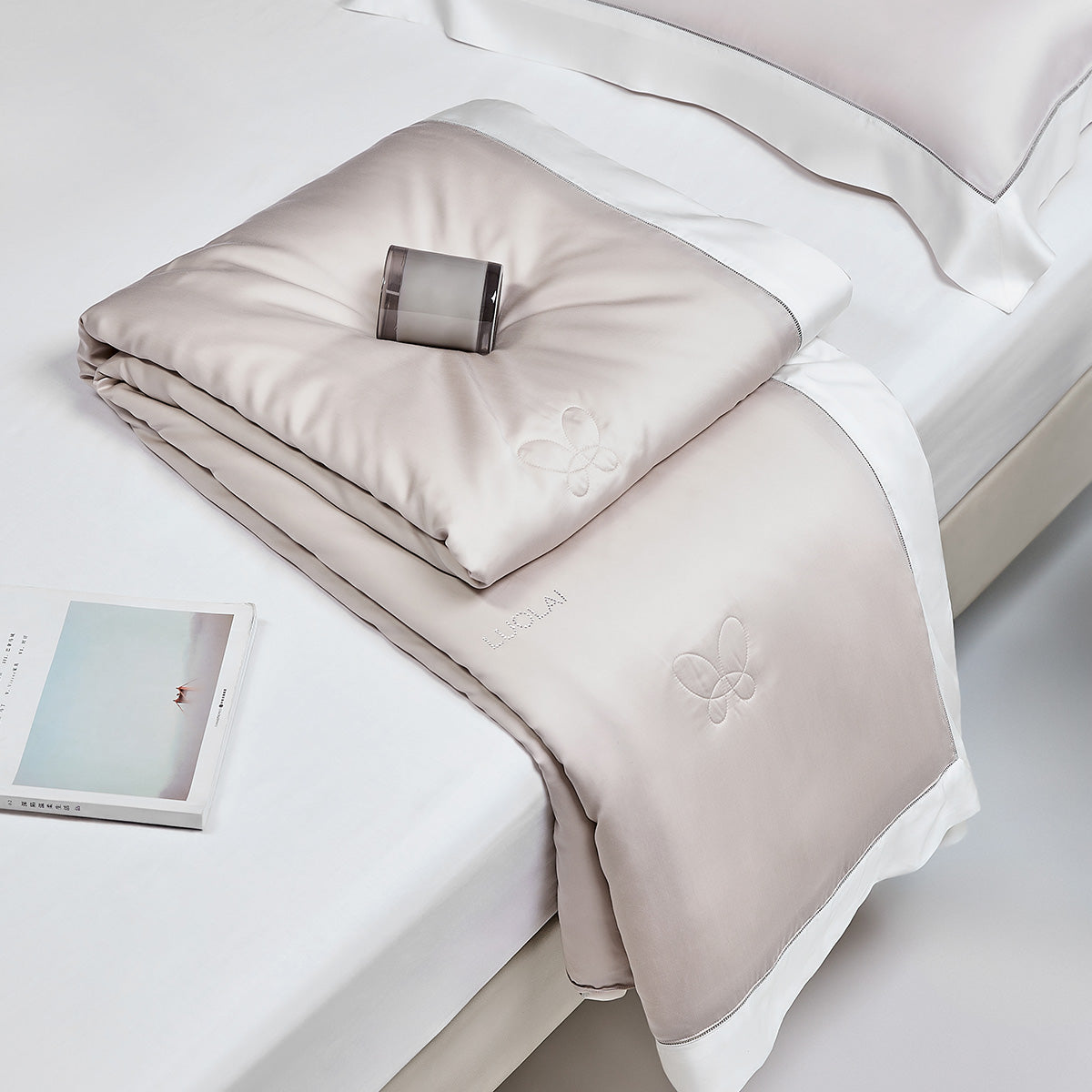 Tencel™ Mulberry Silk Antibacterial Comforter | Washable, Hypoallergenic & Cool for Tropical Sleep