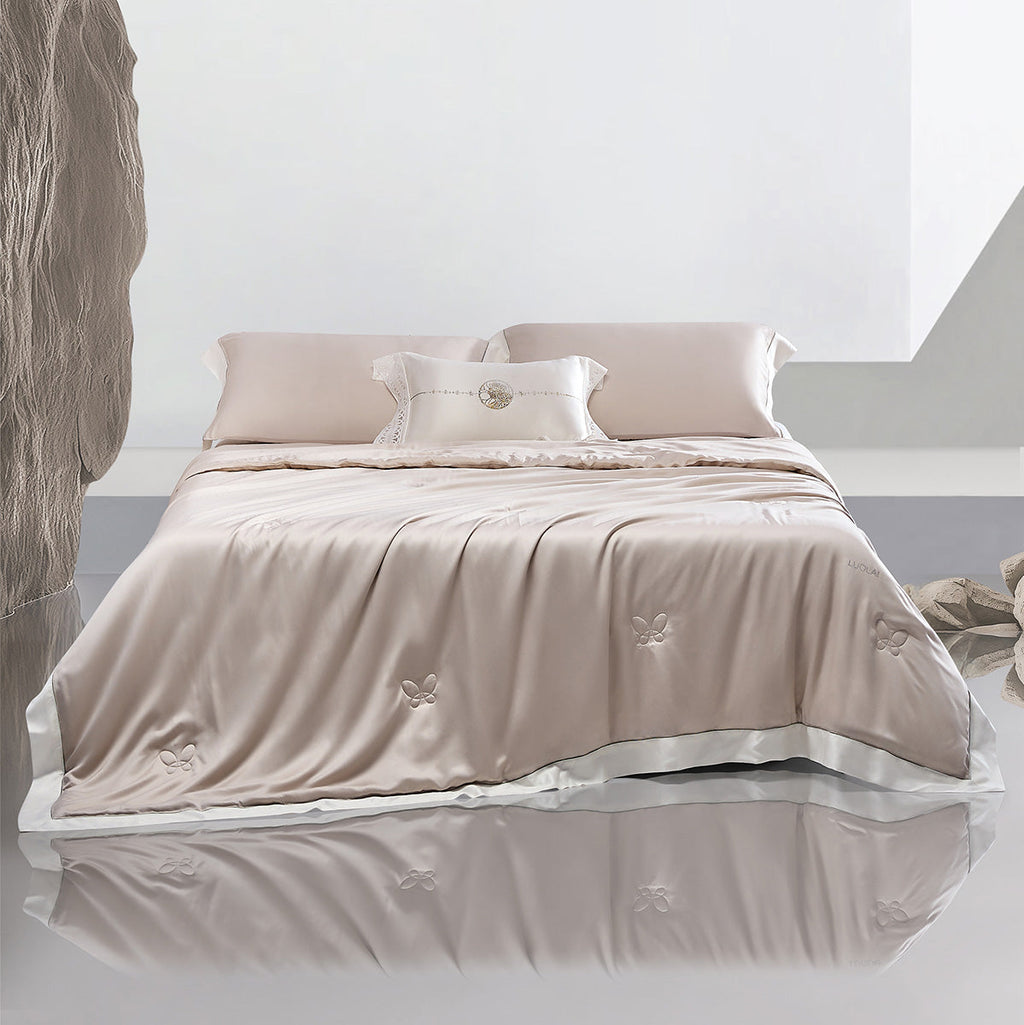 Tencel™ Mulberry Silk Antibacterial Comforter | Washable, Hypoallergenic & Cool for Tropical Sleep