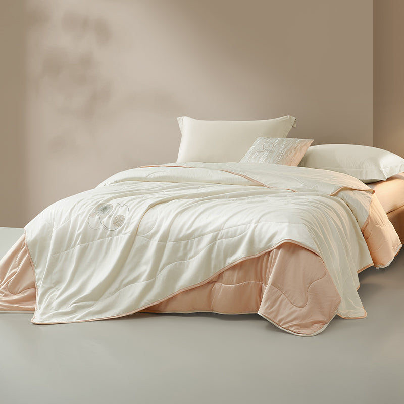 Traceable Silk-Fill Embroidered Cotton Duvet | Artisan Craftsmanship, Natural & Skin-Safe Comfort