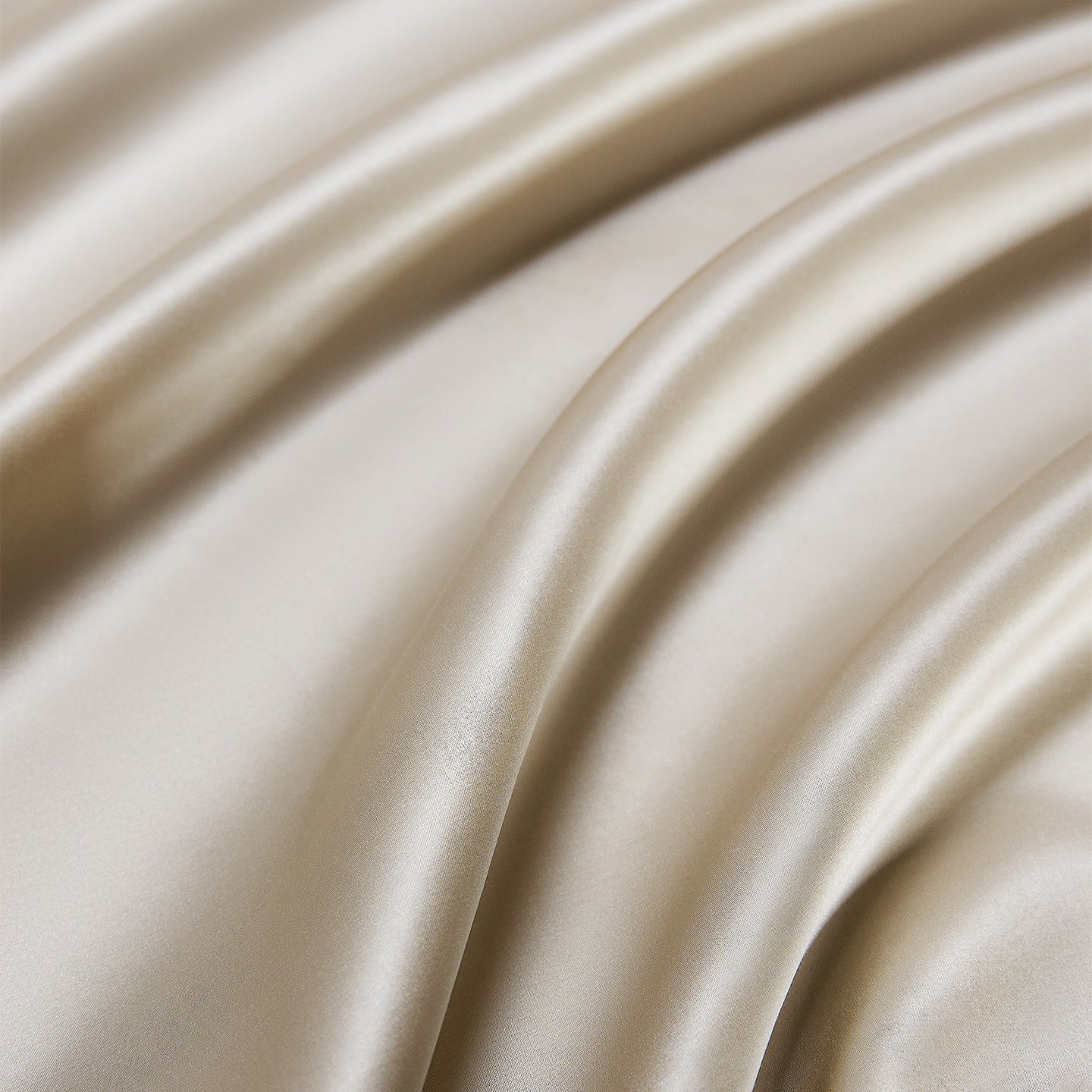 Silk-Cotton Satin Pillowcase | Anti-Ageing Smooth Finish, Gentle on Skin & Hair Every Night