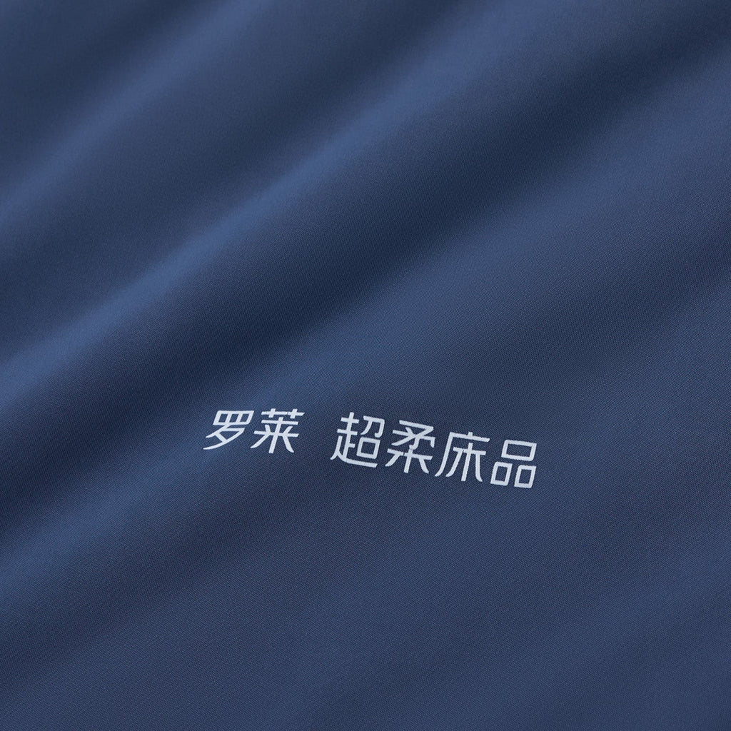 Dual-Sided Cooling Fibre Comforter | Quick-Dry Ice-Touch Feel for Singapore's Hot Humid Nights