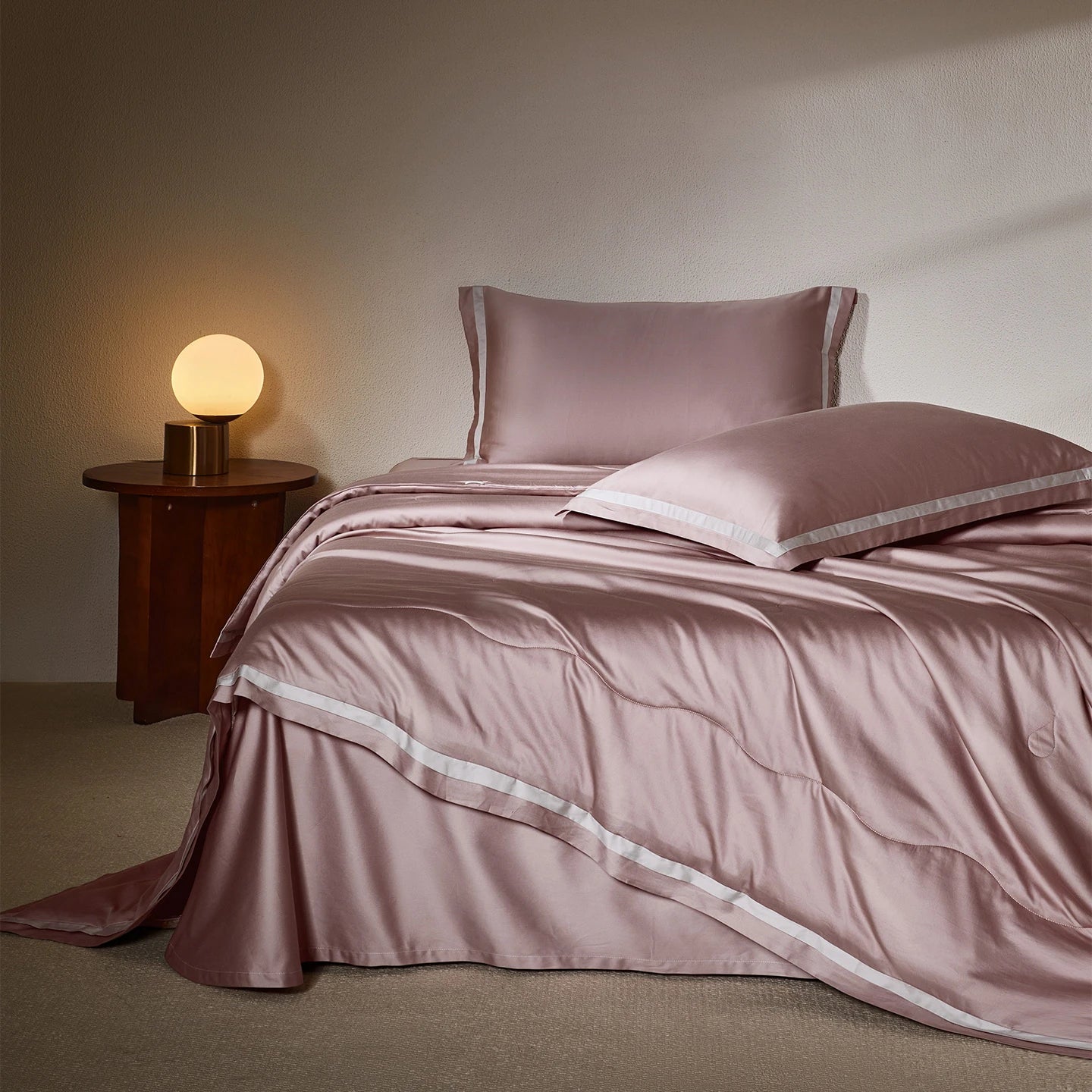 Washable Mulberry Silk Coverless Comforter | Machine-Safe, No-Cover Simplicity for Daily Use
