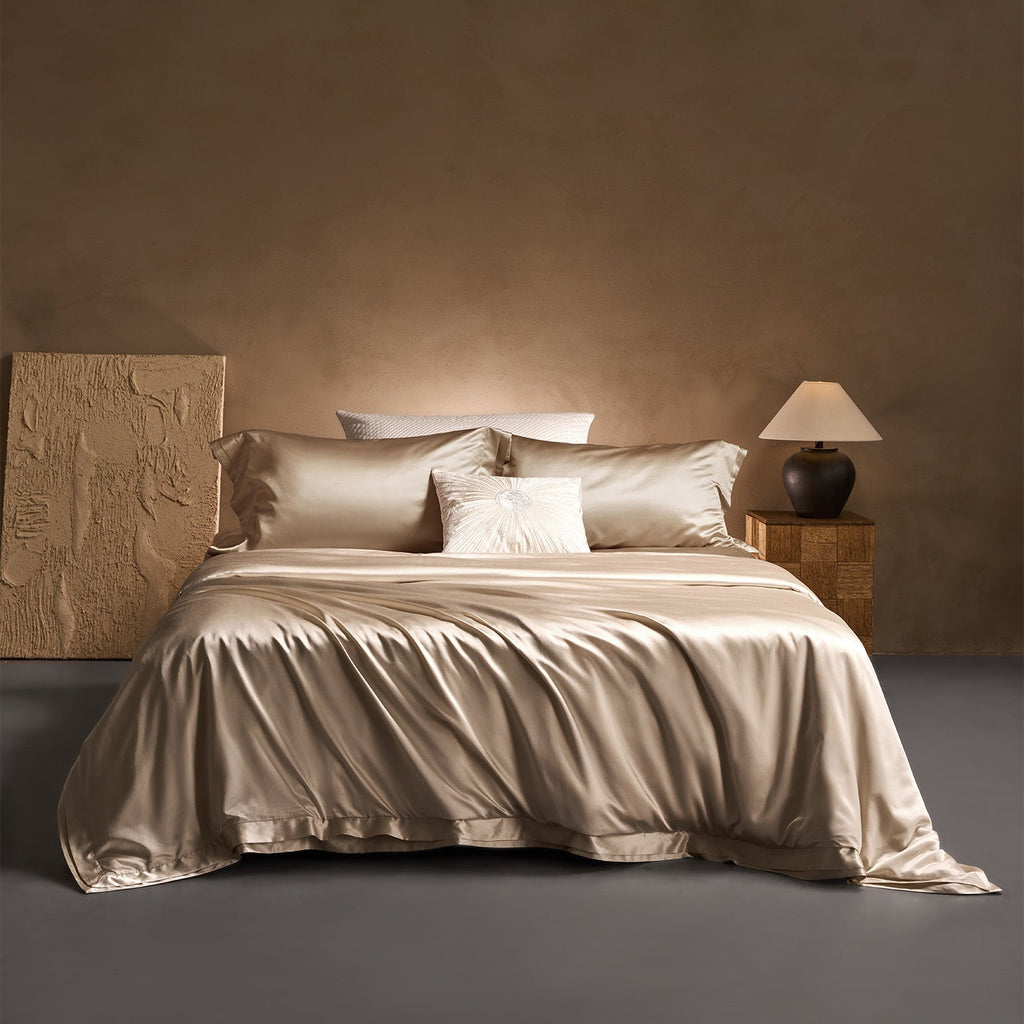 Premium Washable Mulberry Silk Comforter | Hotel-Grade Luxury Coverless Design for Deep Restful Sleep