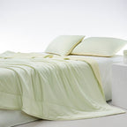 Dual-Sided Cooling Fibre Comforter | Quick-Dry Ice-Touch Feel for Singapore's Hot Humid Nights