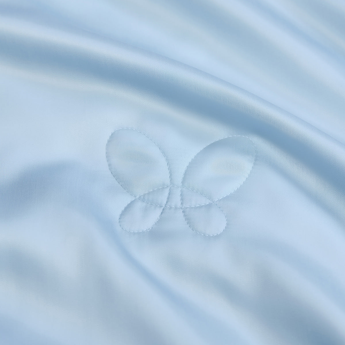 Tencel™ Mulberry Silk Antibacterial Comforter | Washable, Hypoallergenic & Cool for Tropical Sleep